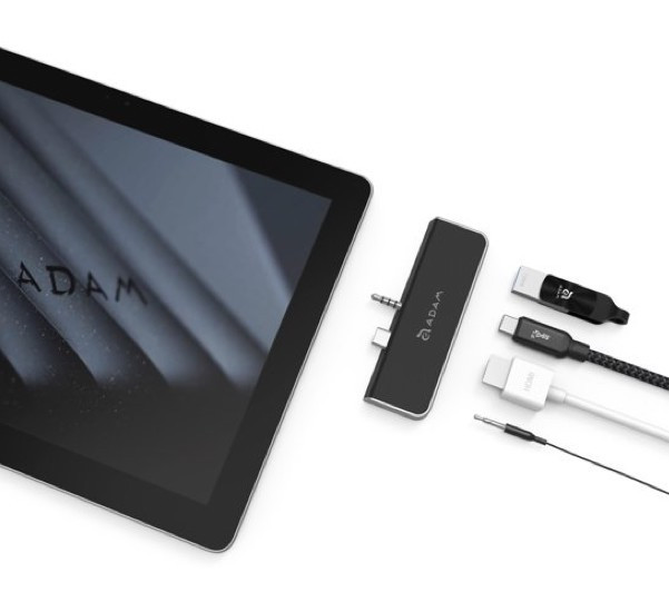 ADAM elements CASA Hub S4 USB-C 3.1 4 port Surface Go zwart